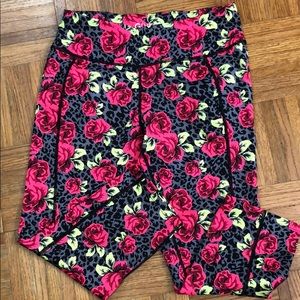 Betsy Johnson Leggings🌸